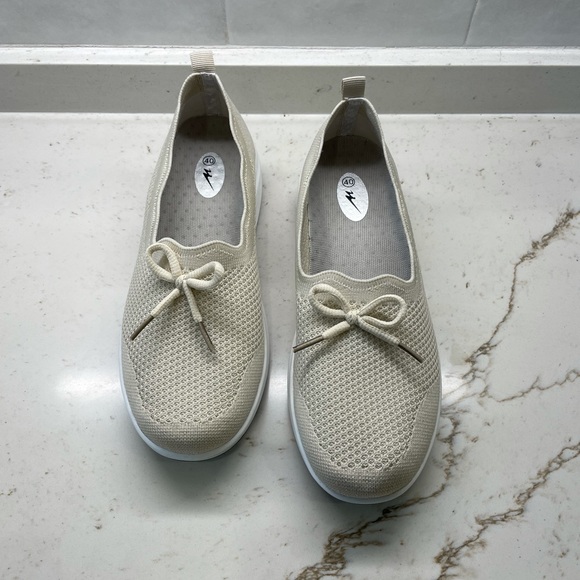 Comfort Slip On Sneakers - Picture 3 of 6